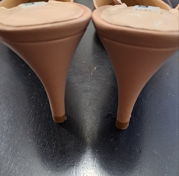 L.K. Bennett London Keira Snakeskin Cap Toe Heels  Size 7 (37.5) - Picture 6 of 12